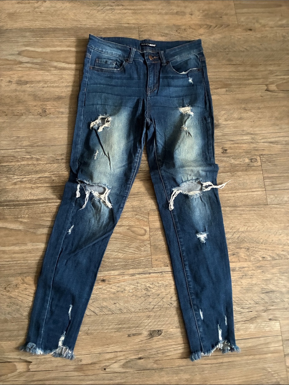 Fashion Nova Distressed Dark Blue Women's Slim Jeans